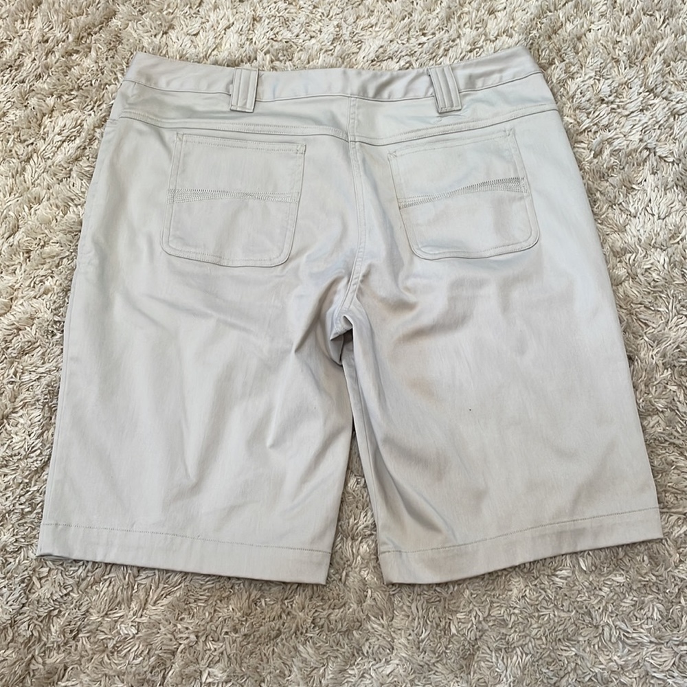 Women’s Slazenger Golf Shorts - Picture 2 of 5